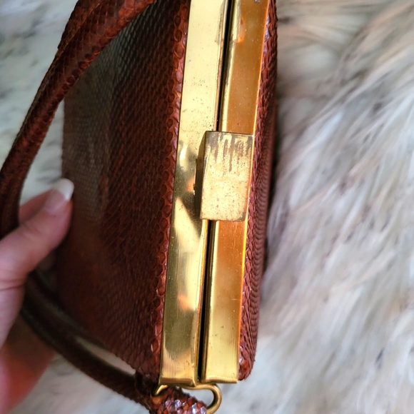 1940's Snakeskin Purse - Picture 5 of 12